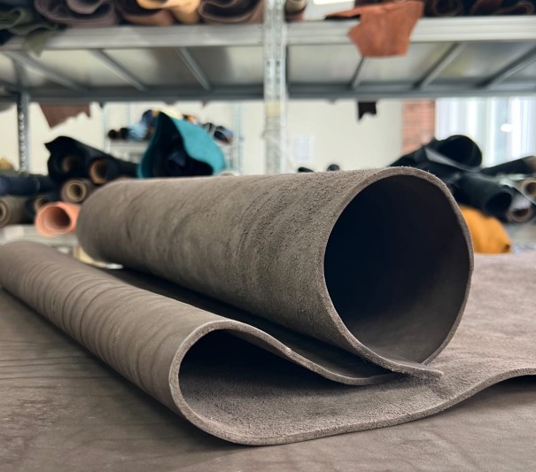 Вороток (Горький шоколад), без финиша, 3.5 +мм, средний размер 60-80 дм²